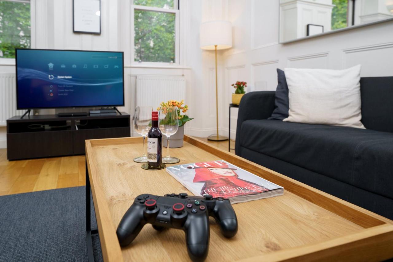 2 Bedr, 3 Beds, 1 Bath Thames, Trafalgar Sq London Luaran gambar