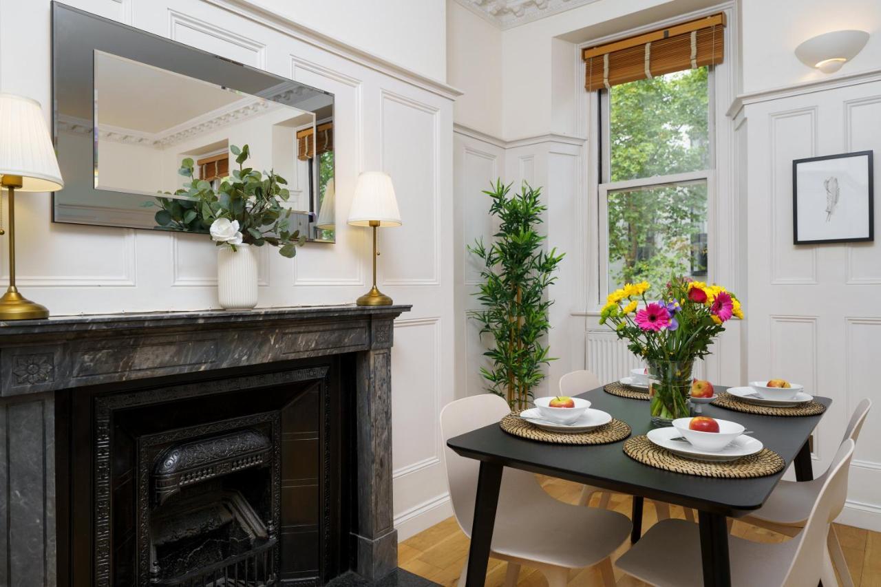 2 Bedr, 3 Beds, 1 Bath Thames, Trafalgar Sq London Luaran gambar