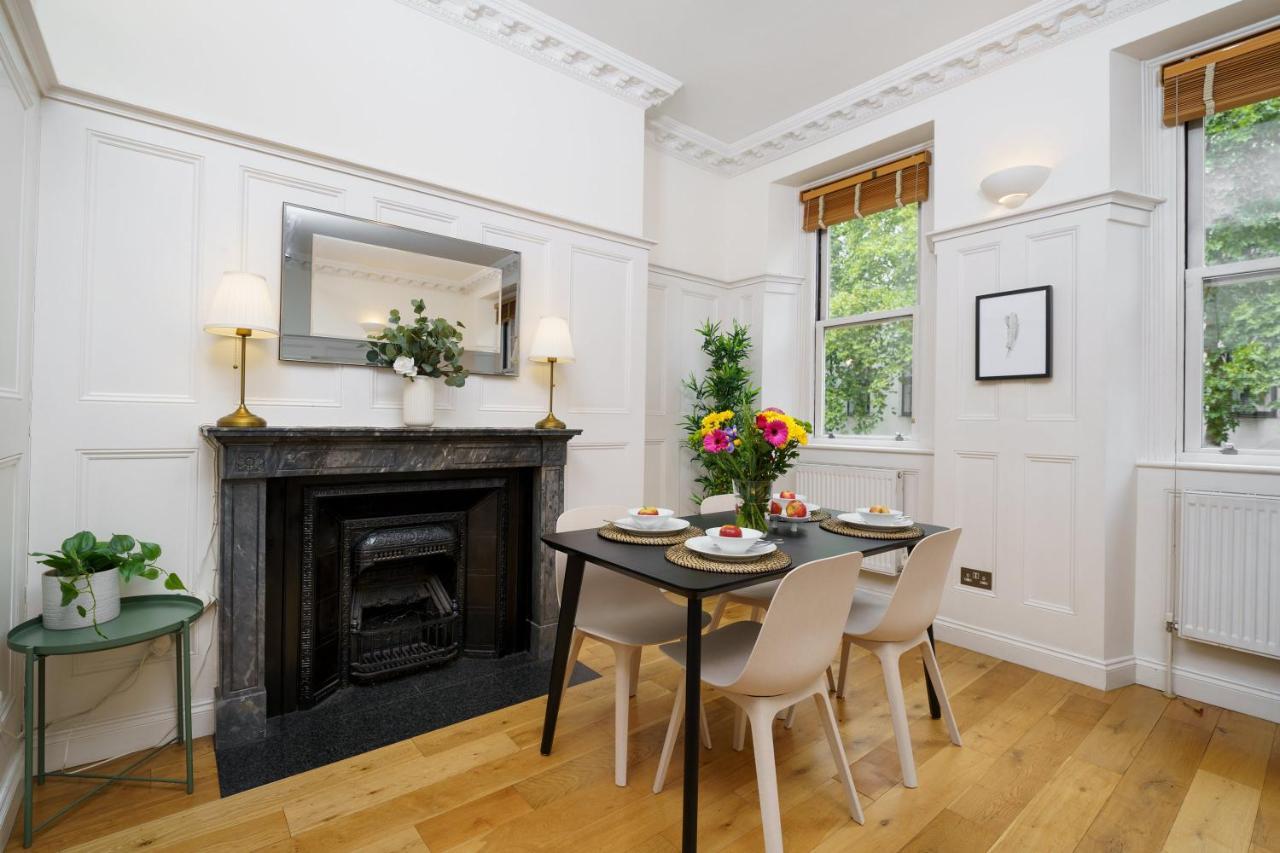 2 Bedr, 3 Beds, 1 Bath Thames, Trafalgar Sq London Luaran gambar