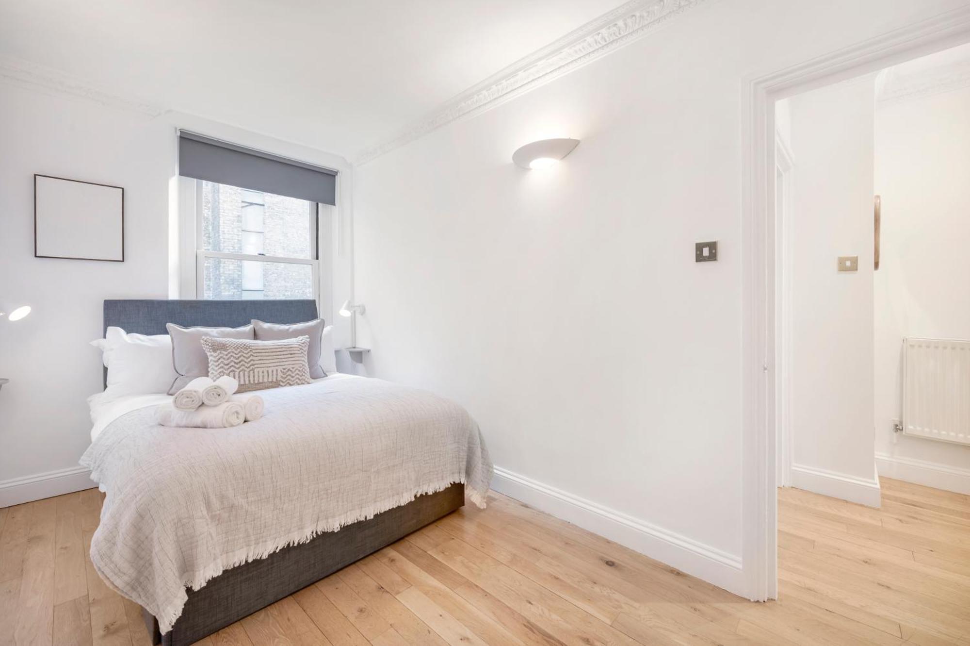2 Bedr, 3 Beds, 1 Bath Thames, Trafalgar Sq London Luaran gambar